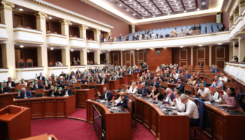 Sot, seancë maratonë në Kuvend. Shtatë institucione ‘japin llogari’ para deputetëve