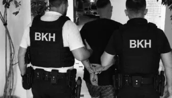SPAK jep detaje për arrestimin e Adi Çobës në Durrës: Operacioni në bashkëpunim me DIA-n e Barit, ja çfarë iu gjet gjatë prangosjes