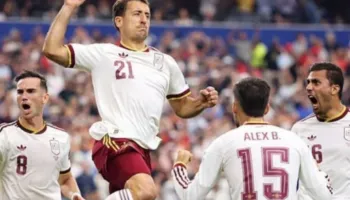 Spanja mund Francën 2-0 dhe arrin në finalen e Kupës së Botës, “gjelat” francezë zhgënjejnë në gjysmëfinale