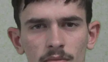 Studenti shqiptar dënohet me 20 muaj burg në Britani, u kap duke u kujdesur një fermë kanabisi me vlerë 88 mijë paund