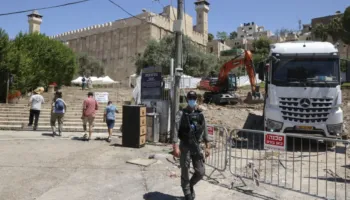 Sulmohen gazetarët në Bregun Perëndimor, arrestohen 4 persona
