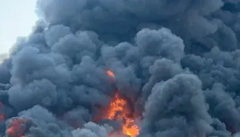 Sulmohet me dron një rafineri nafte në Siberi, ndërhyjnë ekipet e emergjencës