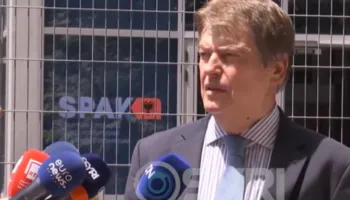SYRI TV/ Bamir Topi dëshmon në gjyqin për ‘Partizanin’: Procedura nën konsultim me ekspertë të NATO-s