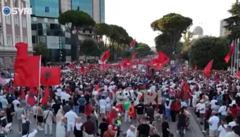 SYRI TV/ Jehona në mediat botërore – BBC: Protestë masive kundër Ramës – Reuters: Shqiptarët kundër qeverisë