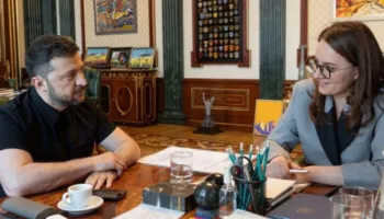Takimi me Zelenskyn/ Yuliia Svyrydenko konfirmon dorëheqjen si kryeministre e Ukrainës