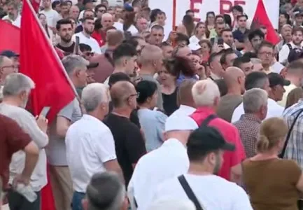 ‘Të mblidhemi më datë 23 korrik, mbahet seanca e fundit e Parlamentit’, Aktivisti: T’u urojmë pushime të mbara