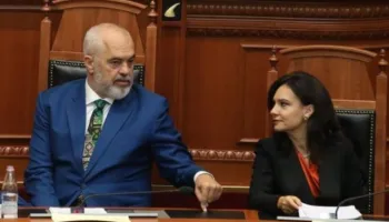 “Të mos injorohet protesta!” Spiropali publikon mocionin: Dialog kombëtar, reformim i PS-së dhe ndryshim i sistemit zgjedhor