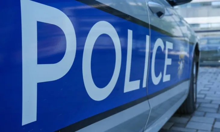 Të shtëna me armë në Podujevë, plagosen 4 persona