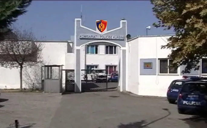 Të shtëna me armë në qytetin e Laçit, një 40-vjeçar mbetet i vrarë (EMRI)