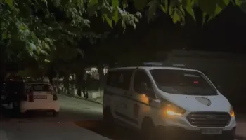 Të shtëna me armë zjarri në Elbasan, plagosen 3 persona (EMRAT)