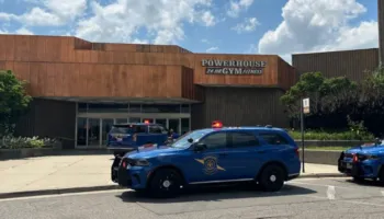 Të shtëna me armë zjarri në një qendër tregtare në Michigan, dy viktima