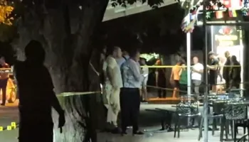 Të shtënat në Elbasan: Një person qëlloi me pistoletë në drejtim të tre shtetasve, në lokal ndodhej edhe një polic