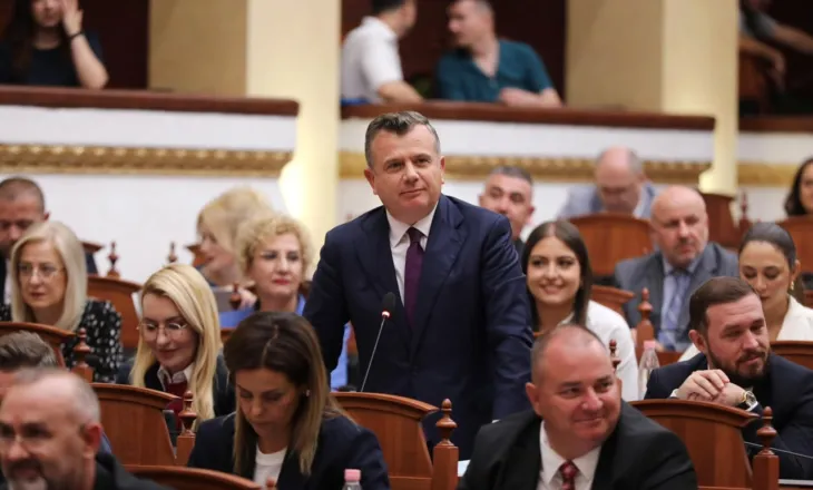 ‘Territorialja’, Balla-opozitës: S’ka kërkesë për zgjatje afati! E keni Kuvendin si shkollë nate, ikni e vini kur të doni