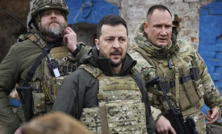 Tjetër goditje në zemër të ushtrisë ukrainase, Zelensky shkarkon Komandantin e Përgjithshëm
