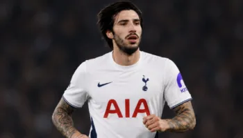 Tottenham nuk njeh limite. Pasi siguroi Tonalin, objektivi i radhës: ylli 60 milionë eurosh i Man. City