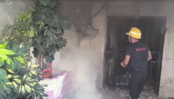 Tragjedi në Shkodër/ Banesa shkrumbohet nga flakët në Postribë, humbin jetën nëna me dy fëmijët e mitur