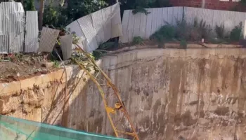 Tragjike! Vinçi bie gjatë montimit në një kantier ndërtimi, humb jetën 26-vjeçari