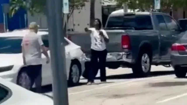 Tronditëse në SHBA, 62-vjeçari vritet për një vend parkimi në Florida