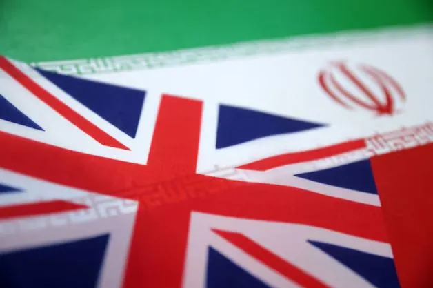 Trump kërkon pagesë nga anijet tregtare në Hormuz, Britania: Mund të prishë tregtinë globale