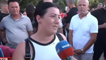 U arrestua gjatë protestës te Kuvendi, gruaja e Altin Hilës: E kanë burgosur pa të drejtë!