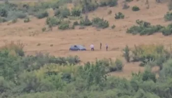 U mbajt peng nga ish i fejuari që i vrau babanë, 24-vjeçarja flet para Policisë, e ëma i nënshtrohet ndërhyrjes