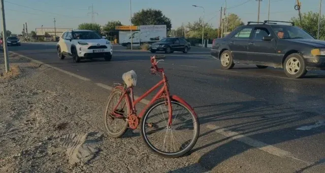 U përplas nga një automjet në aksin Lezhë-Milot/ 66-vjeçari niset drejt Traumës