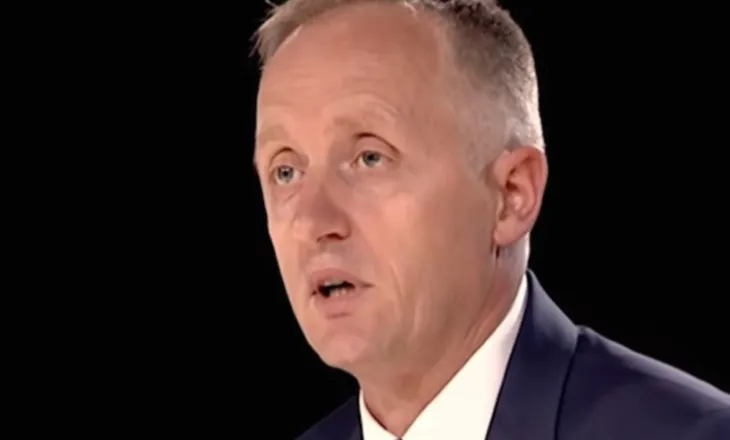 U shuajt kufiri mes partisë dhe shtetit/ Dervishi: Patronazhistët janë qenie të pështira