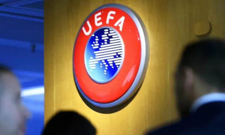 UEFA i shpall luftë FIFA-s: Është “kaluar vija e kuqe” duke përmbysur të kuqen e Balogun!