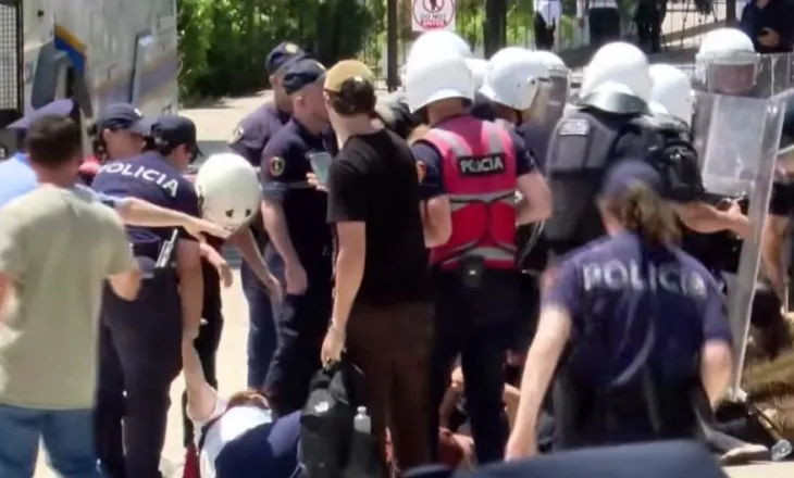 UGSH ngre alarmin pas protestës: Gazetarët u sulmuan gjatë raportimit, autorët të dalin para drejtësisë