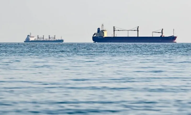 Ukraina e zhvendos fushatën detare me dronë te tankerët rusë në Detin e Zi