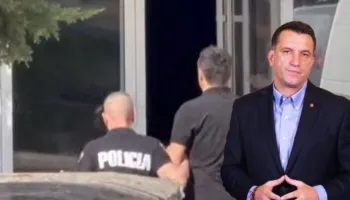 Veliaj “shfrytëzon” dhe minutat e fundit, shkon të vizitojë edhe njëherë të birin e porsalindur