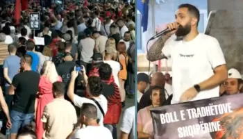 VIDEO/ “Do t’u marrim emrat dhe do t’i burgosim ata që shkuan te Kanye West”, Progni kërcënon nga podiumi i protestës