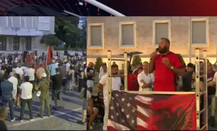 VIDEO/ Emigranti nga Italia: Kam ardhur për të mbështetur protestën, Shqipëria nuk duhet të braktiset