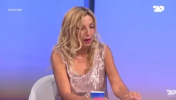 VIDEO / Mimoza Ahmeti ironizon protestën: Me radhë lëpihen viçat, ndaj kërkoni gjëra që ju takojnë