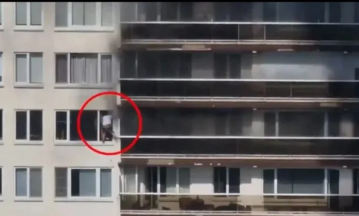 Video/ Zjarri në Belgjikë, të paktën 5 të vdekur dhe dhjetëra të plagosur, banorët tentojnë të hidhen nga ballkoni për të shpëtuar