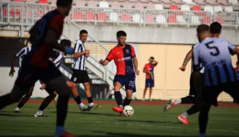 Vllaznia rigjen moralin, mund thellë Laçin në miqësore