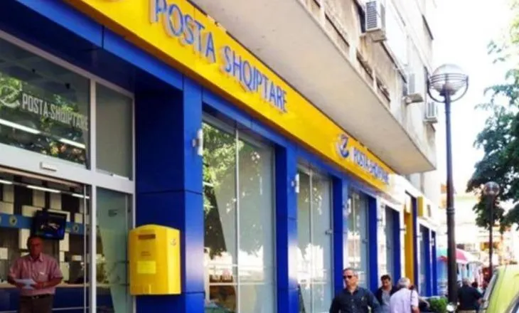 Vodhën 69 mln lekë nga pensionet, arrestohen 3 zyrtaret e Postës Shqiptare
