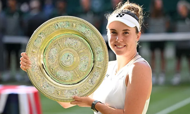 Wimbledon/ Linda Noskova shpallet fituese, mund në finale 2-1 bashkëkombasen e saj Muchova-n