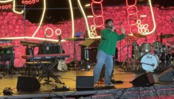 “Za Fest” pushton kalanë e Rozafës, qindra artdashës në natën e dytë të festivalit
