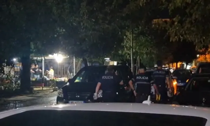 Zbulohen identitetet e tre të plagosurve në atentatin në Elbasan, autori ende në arrati