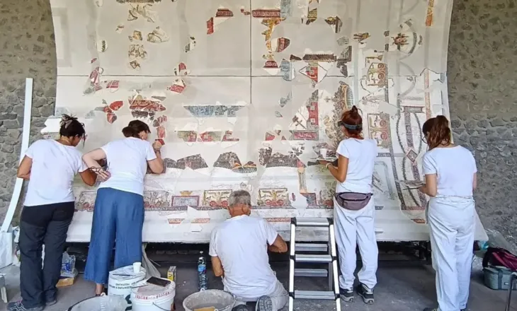 Zbulohet afresku i humbur i Pompeit, arkeologët rikthejnë skenën e dashurisë mes Dionisit dhe Ariadnës