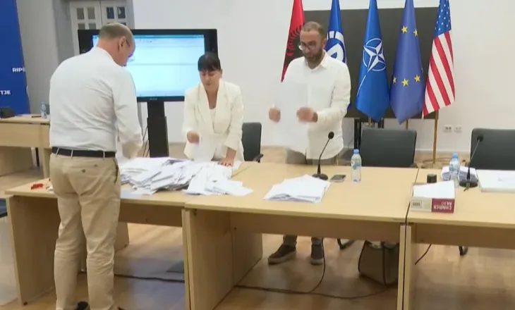 Zgjidhet Kryetarja e re e Këshillit Kombëtar të PD-së, ja kush e zëvendëson Palokën
