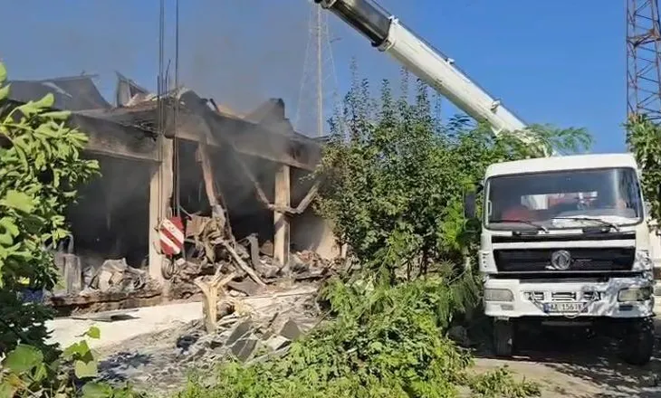 Zjarri në Shkozet/ Arrestohet 38-vjeçari