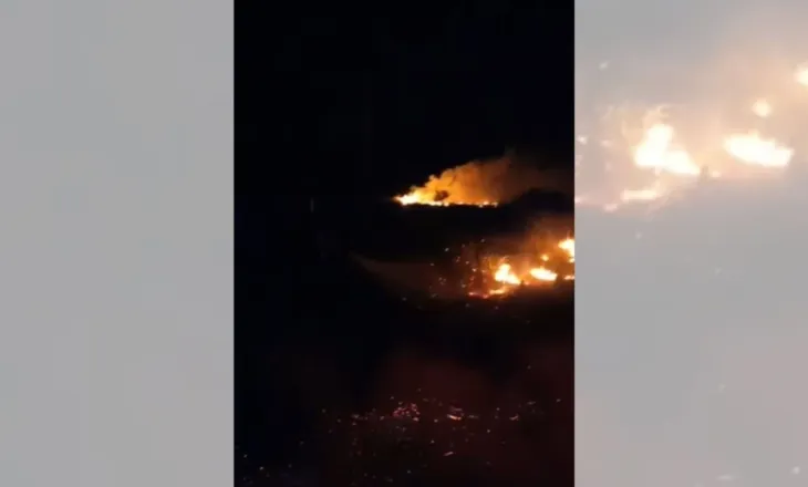 Zjarri përgjatë autostradës Vlorë–Fier ende aktiv, shpërndahet tymi në zonë, lehtësohet qarkullimi i mjeteve