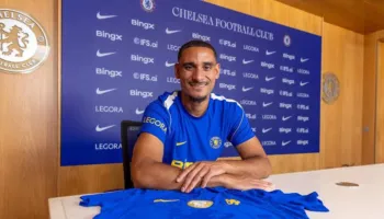 Zyrtare/ Chelsea prezanton blerjen e re, mbrojtësi francez Lacroix lojari më i ri i “bluve”