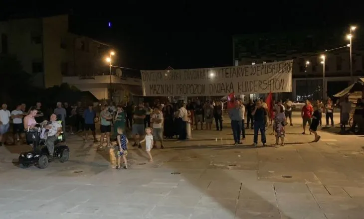23 ditë protestë, banorët e Divjakës kundërshtojnë shkrirjen e bashkisë