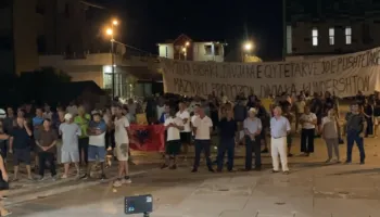 26 ditë revoltë kundër reformës së PS për ndarjen territoriale: Divjakën nuk e dorëzojmë!