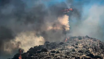 39 zjarre shpërthyen në Greqi brenda pak orësh