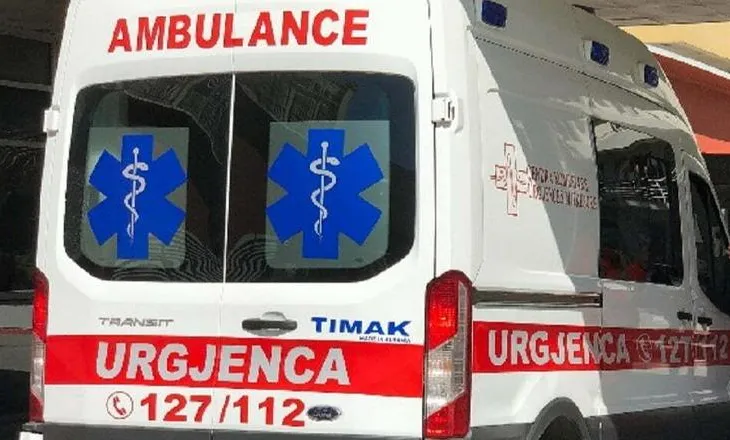 5 vjeçari bie nga tarraca e banesës në Libohovë, dërgohet me urgjencë drejt Tiranës