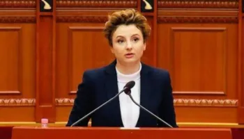 ‘60% e të rinjve, analfabetë funksionalë’, Xhixho: Qeveria dështoi të lidhë arsimin me tregun e punës